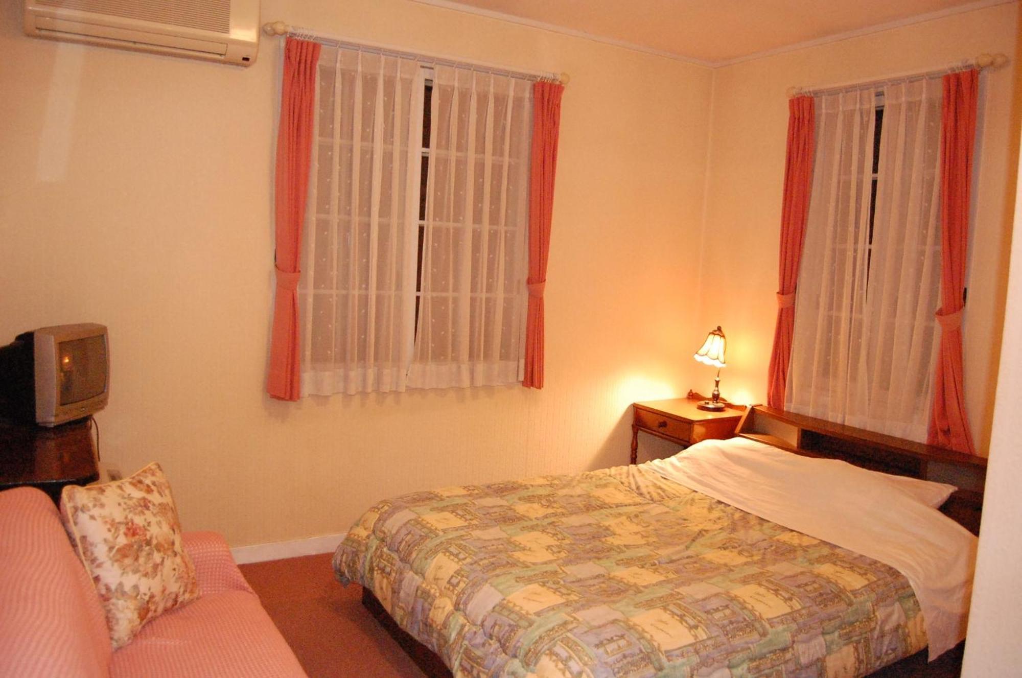 Petit Hotel And Restaurant Air Mail ฮาคุบะ ภายนอก รูปภาพ