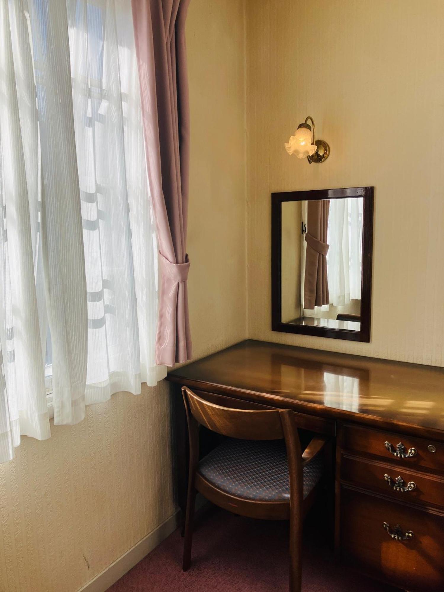 Petit Hotel And Restaurant Air Mail ฮาคุบะ ภายนอก รูปภาพ